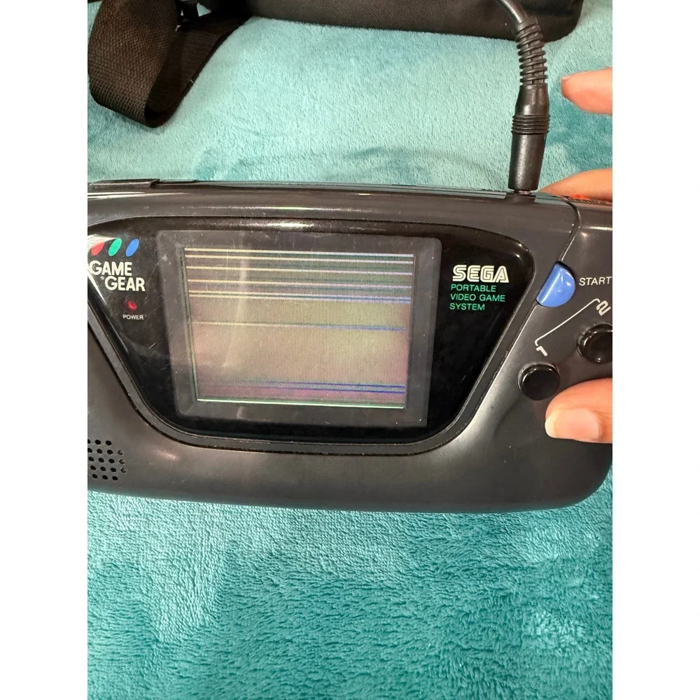 Sega Game Gear Handheld Console Bundle Streets of Rage 2 Sonic Chaos Case Manual